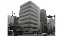 ヤサカ烏丸御池ビル